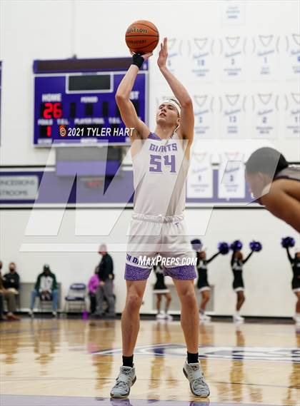 Thumbnail 3 in Lawrence Central @ Ben Davis photogallery.