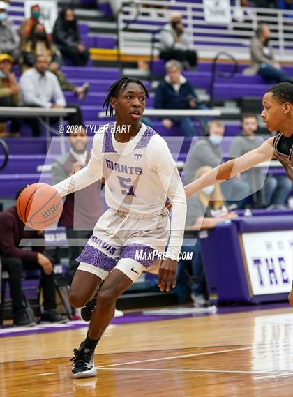 Thumbnail 2 in Lawrence Central @ Ben Davis photogallery.