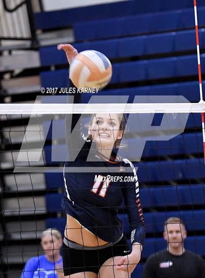 Thumbnail 2 in Shadow Ridge vs. Bishop Gorman photogallery.