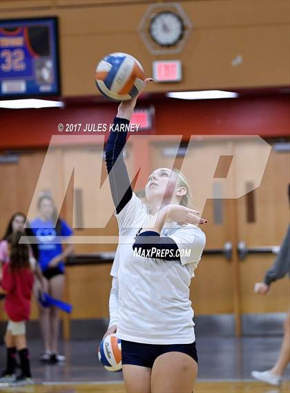 Thumbnail 2 in Shadow Ridge vs. Bishop Gorman photogallery.