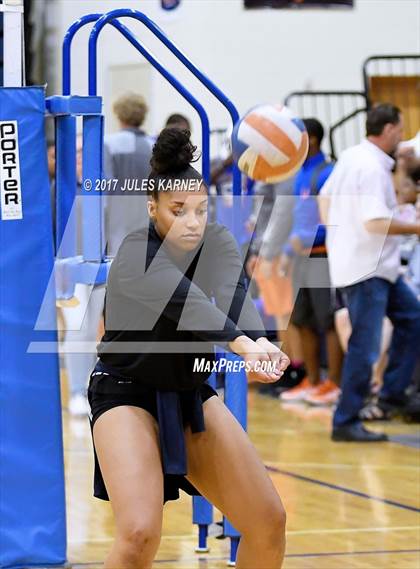 Thumbnail 2 in Shadow Ridge vs. Bishop Gorman photogallery.