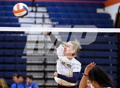 Thumbnail 3 in Shadow Ridge vs. Bishop Gorman photogallery.