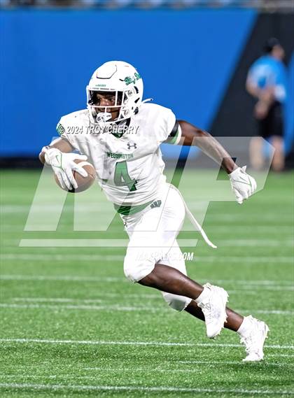 Thumbnail 2 in Providence Day vs. Weddington photogallery.