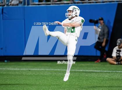 Thumbnail 1 in Providence Day vs. Weddington photogallery.