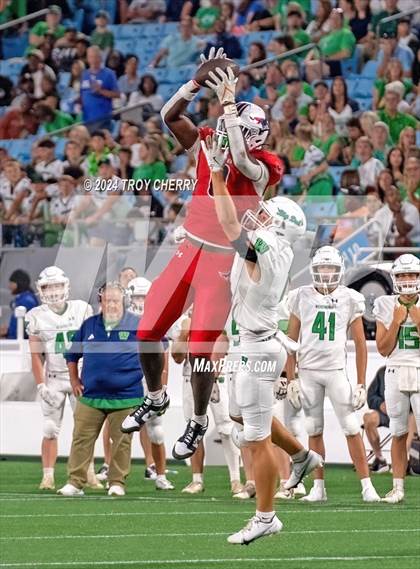 Thumbnail 2 in Providence Day vs. Weddington photogallery.