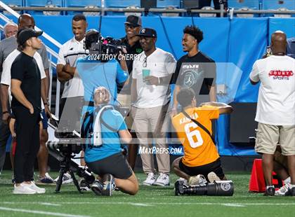 Thumbnail 3 in Providence Day vs. Weddington photogallery.