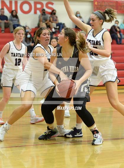 Thumbnail 3 in Laguna Hills vs. St. Margaret's (North South Tournament) photogallery.