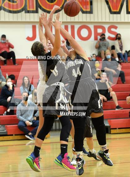 Thumbnail 1 in Laguna Hills vs. St. Margaret's (North South Tournament) photogallery.
