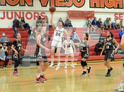 Thumbnail 3 in Laguna Hills vs. St. Margaret's (North South Tournament) photogallery.