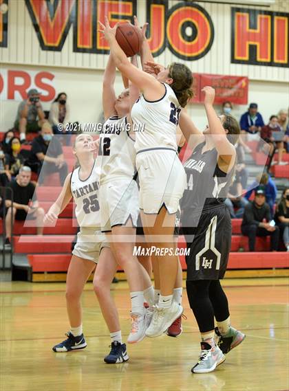Thumbnail 2 in Laguna Hills vs. St. Margaret's (North South Tournament) photogallery.