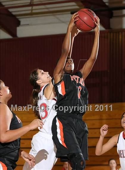 Thumbnail 2 in Foothill vs. Bella Vista (Lady Cardinal Classic) photogallery.