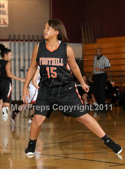 Thumbnail 3 in Foothill vs. Bella Vista (Lady Cardinal Classic) photogallery.