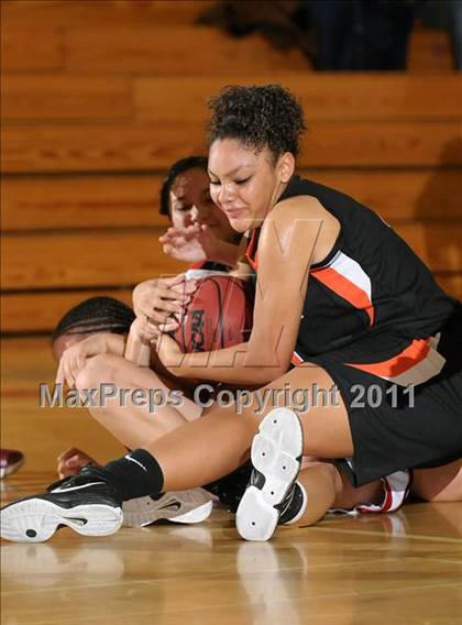 Thumbnail 1 in Foothill vs. Bella Vista (Lady Cardinal Classic) photogallery.