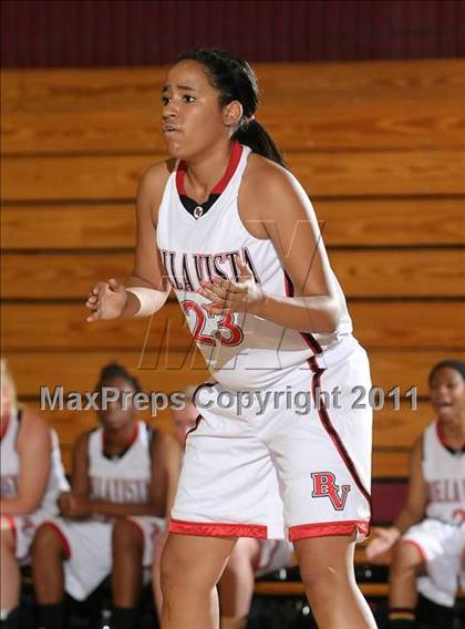 Thumbnail 3 in Foothill vs. Bella Vista (Lady Cardinal Classic) photogallery.