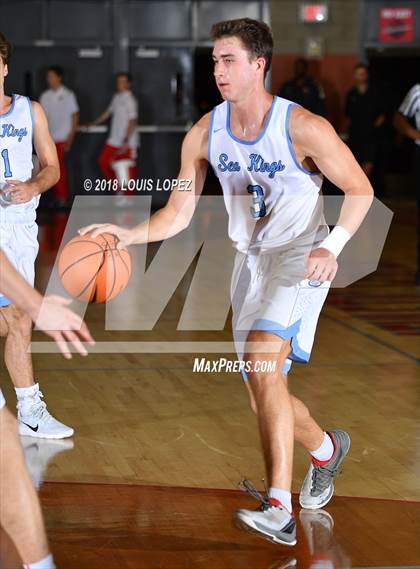 Thumbnail 2 in Corona del Mar vs. Rolling Hills Prep (Nike Extravaganza) photogallery.