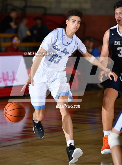 Thumbnail 1 in Corona del Mar vs. Rolling Hills Prep (Nike Extravaganza) photogallery.