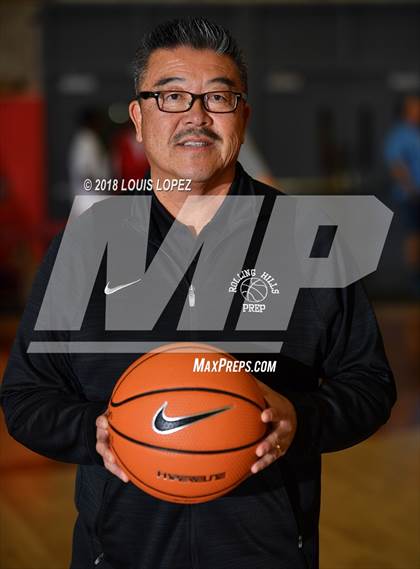 Thumbnail 2 in Corona del Mar vs. Rolling Hills Prep (Nike Extravaganza) photogallery.