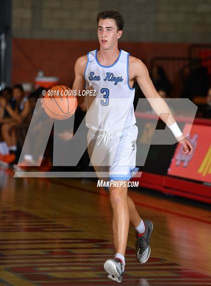 Thumbnail 1 in Corona del Mar vs. Rolling Hills Prep (Nike Extravaganza) photogallery.
