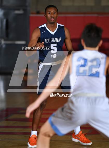 Thumbnail 2 in Corona del Mar vs. Rolling Hills Prep (Nike Extravaganza) photogallery.