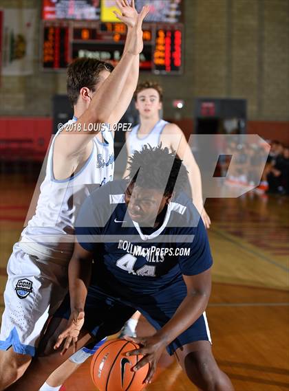 Thumbnail 2 in Corona del Mar vs. Rolling Hills Prep (Nike Extravaganza) photogallery.