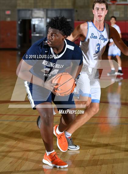 Thumbnail 3 in Corona del Mar vs. Rolling Hills Prep (Nike Extravaganza) photogallery.
