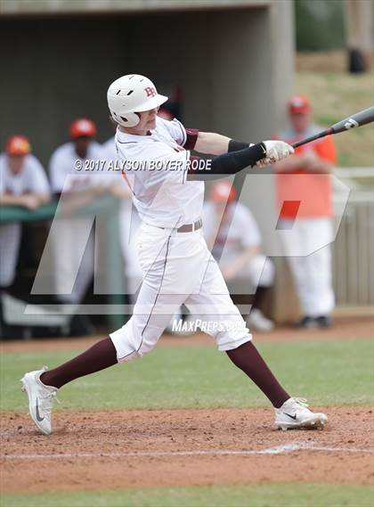 Thumbnail 2 in South Hills vs. Brother Rice (National High School Invitational)  photogallery.