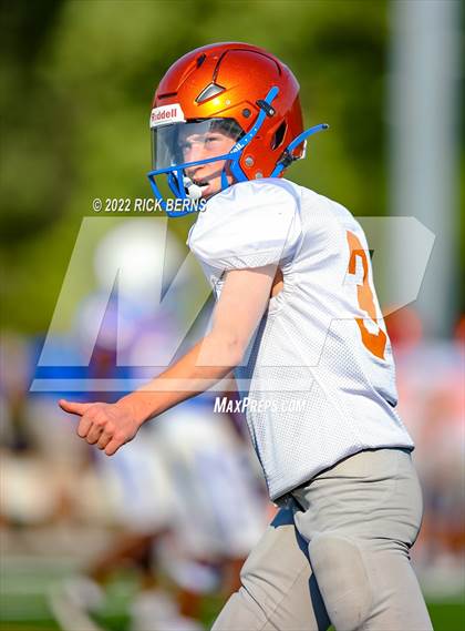 Thumbnail 3 in Grand Oaks @ Oak Ridge (orange vs blue) photogallery.