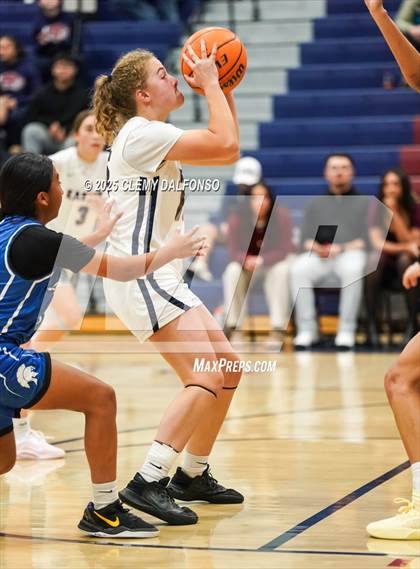 Thumbnail 1 in Longmont @ Dakota Ridge photogallery.