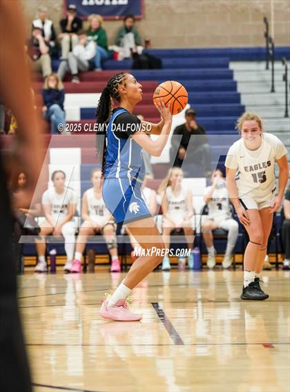 Thumbnail 1 in Longmont @ Dakota Ridge photogallery.