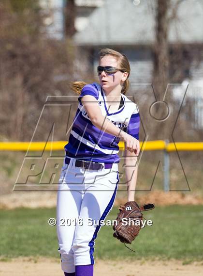 Thumbnail 3 in Wachusett Regional @ St. Peter-Marian photogallery.