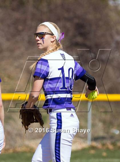 Thumbnail 1 in Wachusett Regional @ St. Peter-Marian photogallery.