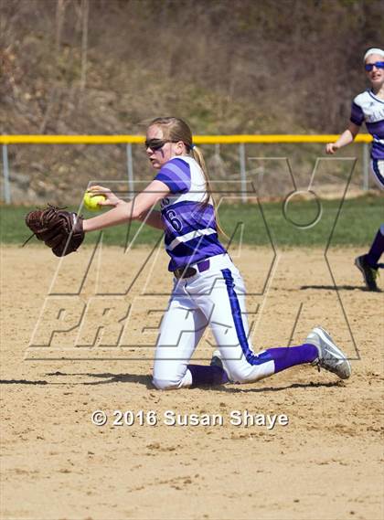 Thumbnail 3 in Wachusett Regional @ St. Peter-Marian photogallery.