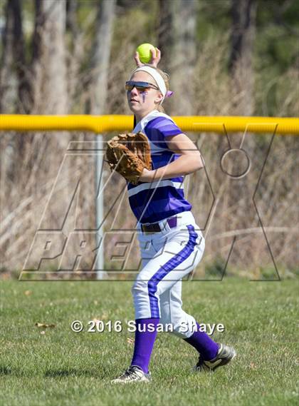 Thumbnail 3 in Wachusett Regional @ St. Peter-Marian photogallery.