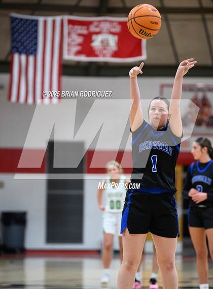 Thumbnail 1 in Greene County Tech vs. Bergman (Cavenaugh Classic) photogallery.