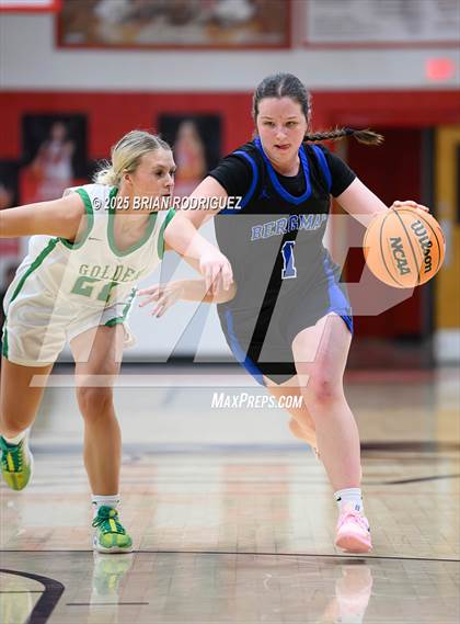 Thumbnail 2 in Greene County Tech vs. Bergman (Cavenaugh Classic) photogallery.