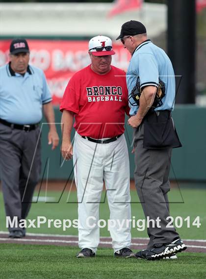 Thumbnail 3 in Mansfield Legacy vs. Prosper (UIL 4A Regional Semifinal Playoff) photogallery.