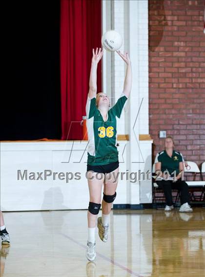 Thumbnail 1 in JV: La Reina @ Bishop Diego [Garcia] photogallery.