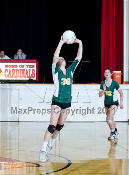 Thumbnail 1 in JV: La Reina @ Bishop Diego [Garcia] photogallery.