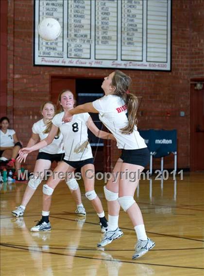 Thumbnail 1 in JV: La Reina @ Bishop Diego [Garcia] photogallery.