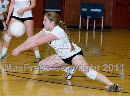 Thumbnail 3 in JV: La Reina @ Bishop Diego [Garcia] photogallery.