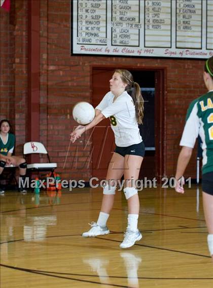 Thumbnail 2 in JV: La Reina @ Bishop Diego [Garcia] photogallery.