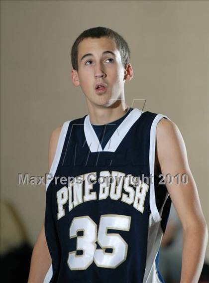 Thumbnail 2 in Pine Bush @ Goshen Central photogallery.