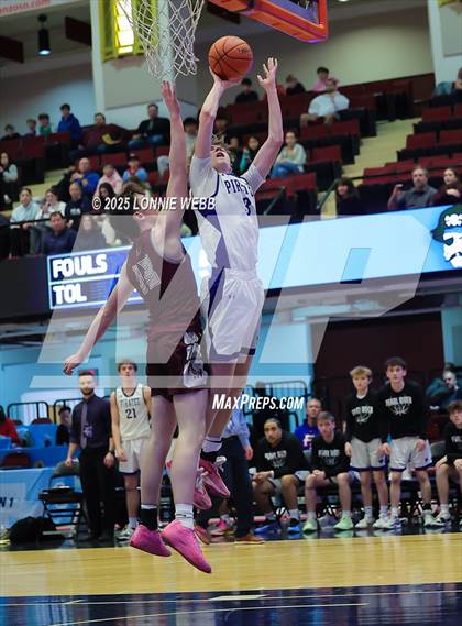 Thumbnail 1 in Pearl River vs. Albertus Magnus (NYSPHSAA Section 1 Class A Semifinal) photogallery.