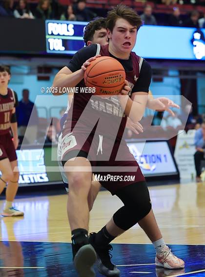 Thumbnail 3 in Pearl River vs. Albertus Magnus (NYSPHSAA Section 1 Class A Semifinal) photogallery.