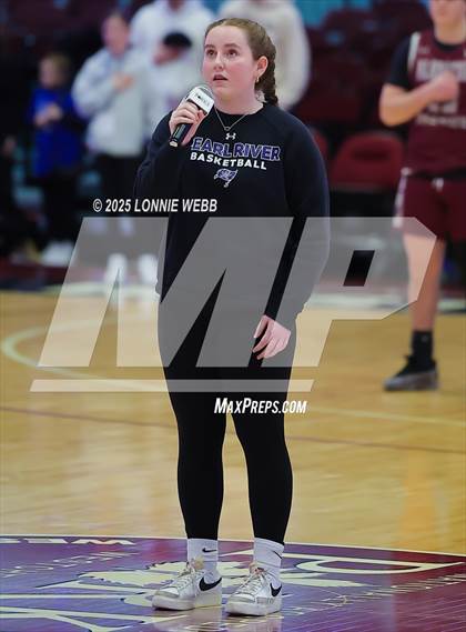 Thumbnail 1 in Pearl River vs. Albertus Magnus (NYSPHSAA Section 1 Class A Semifinal) photogallery.