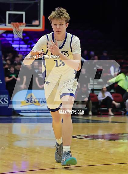 Thumbnail 1 in Pearl River vs. Albertus Magnus (NYSPHSAA Section 1 Class A Semifinal) photogallery.