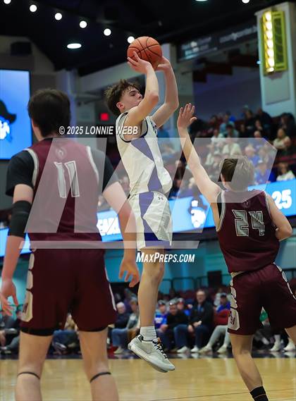 Thumbnail 1 in Pearl River vs. Albertus Magnus (NYSPHSAA Section 1 Class A Semifinal) photogallery.