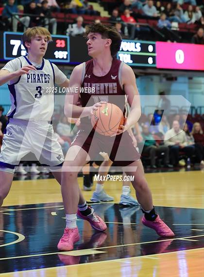 Thumbnail 1 in Pearl River vs. Albertus Magnus (NYSPHSAA Section 1 Class A Semifinal) photogallery.