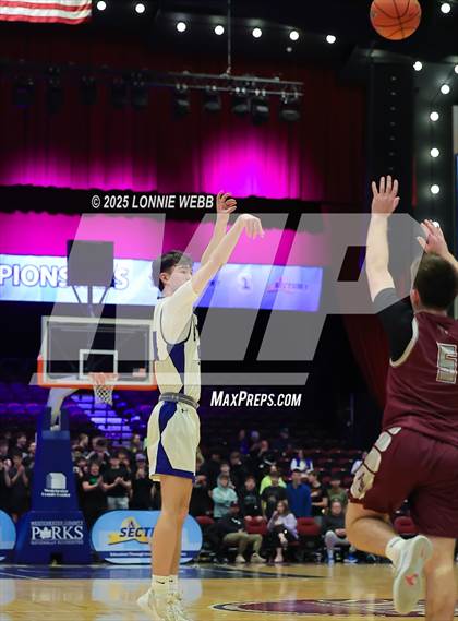 Thumbnail 2 in Pearl River vs. Albertus Magnus (NYSPHSAA Section 1 Class A Semifinal) photogallery.