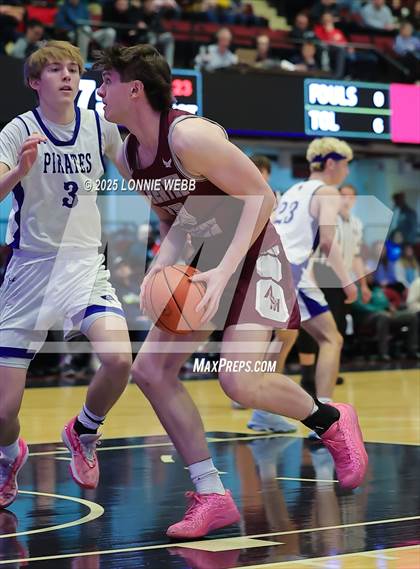 Thumbnail 2 in Pearl River vs. Albertus Magnus (NYSPHSAA Section 1 Class A Semifinal) photogallery.